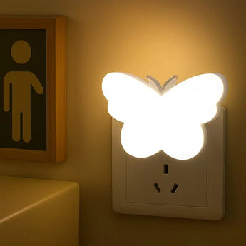 Veilleuse papillon sur prise | MAÉ-Veilleuse & Co